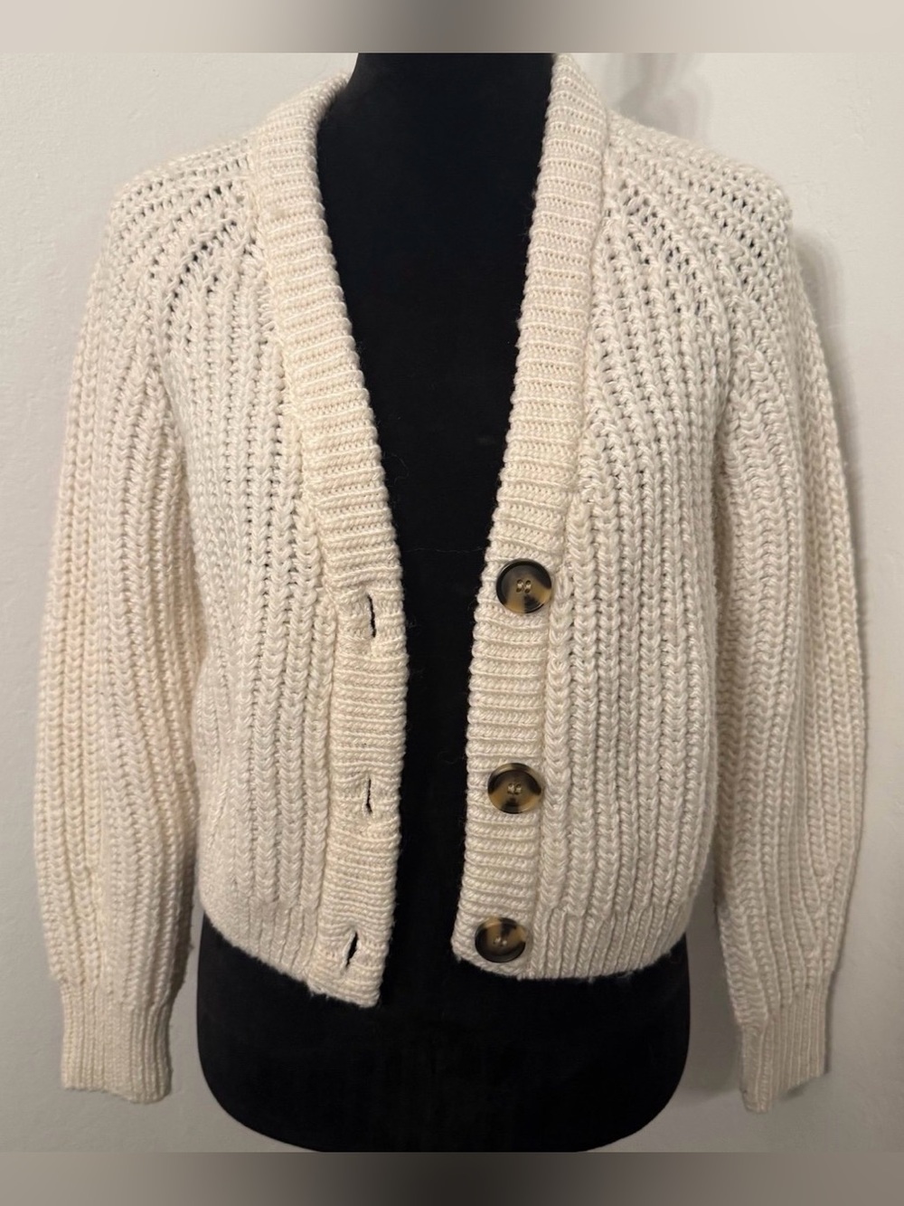 Womenâs H&M Cream Chunky Knit Button-Front Cardigan (Size S)